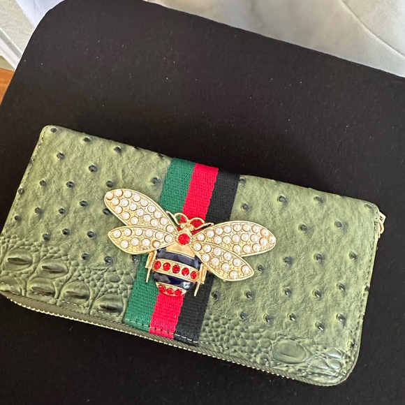 Wallet - Picture 2 of 5